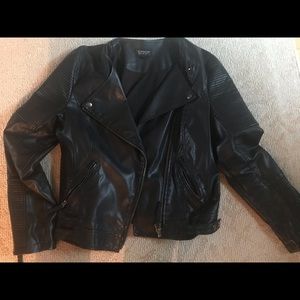 Topshop vegan leather moto jacket Size 8.